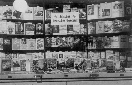 Auslage der von Katzler arisierten Buchhandlung